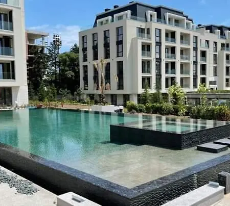 Apart-Complex Luxury Studio شقة فارنا